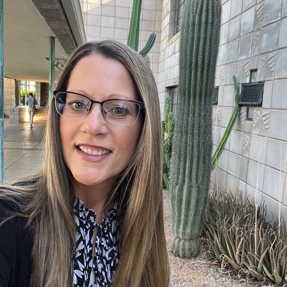 Meet your Posher, Cynthia